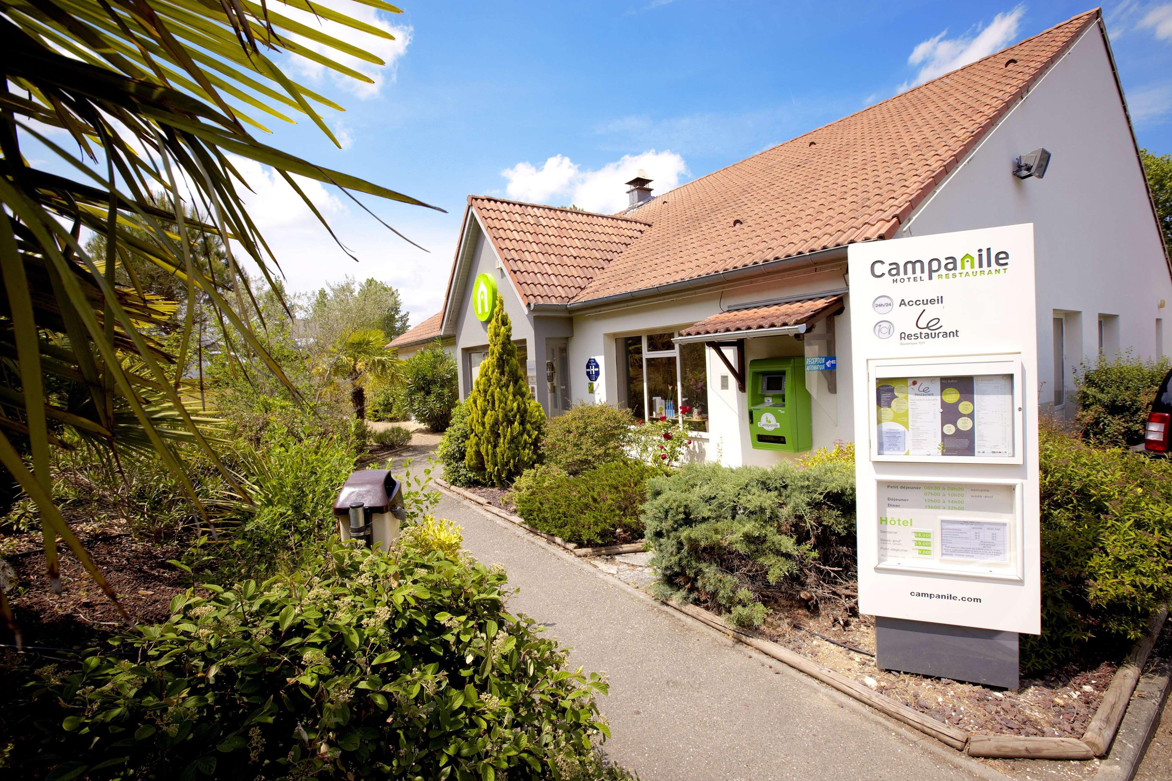 Campanile Hotel Auch Εξωτερικό φωτογραφία